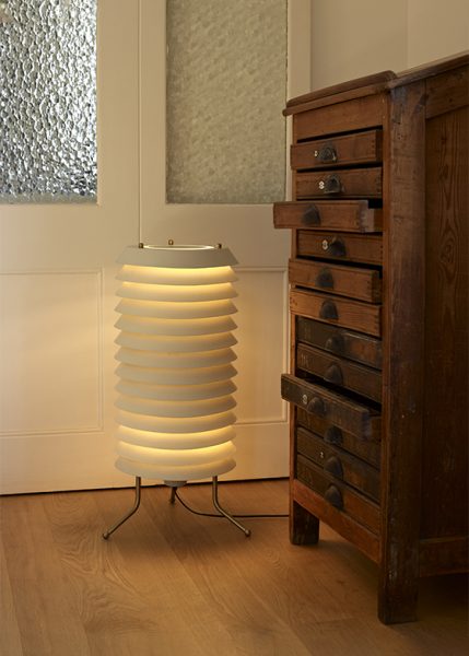 Maija 30 from Santa & Cole Floor Lamps by Ilmari Tapiovaara