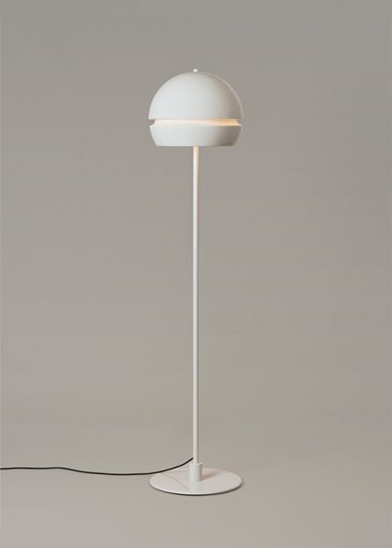 Fontana from Santa & Cole Pendants and Chandeliers by André Ricard