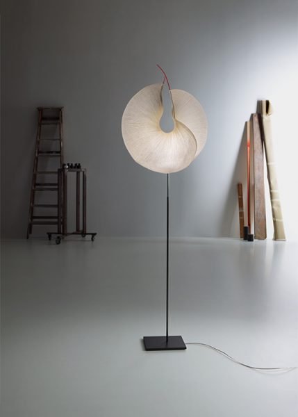 Yoruba Rose Floor from Ingo Maurer Floor Lamps by Ingo Maurer Team