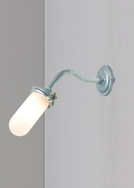Exterior Bracket Light Canted Round 7684 from Original BTC Outdoor Fixtures by Davey Lighting