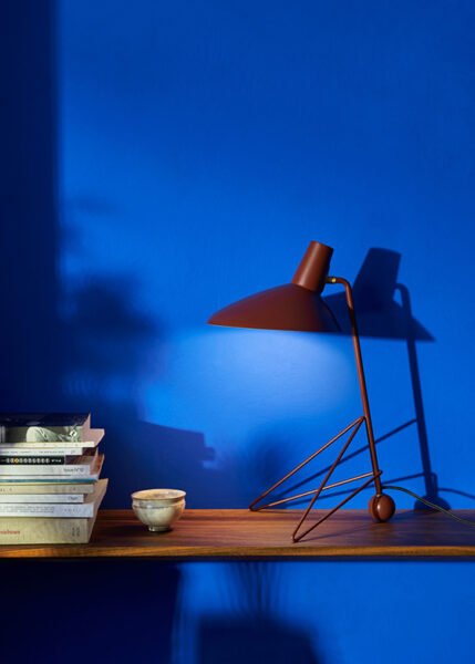 Tripod HM9 from &Tradition Table Lamps by Hvidt + Mølgaard