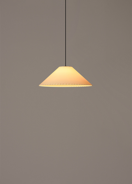 Sísísí Cónicas Planas from Santa & Cole Pendants and Chandeliers by Gabriel Ordeig Cole