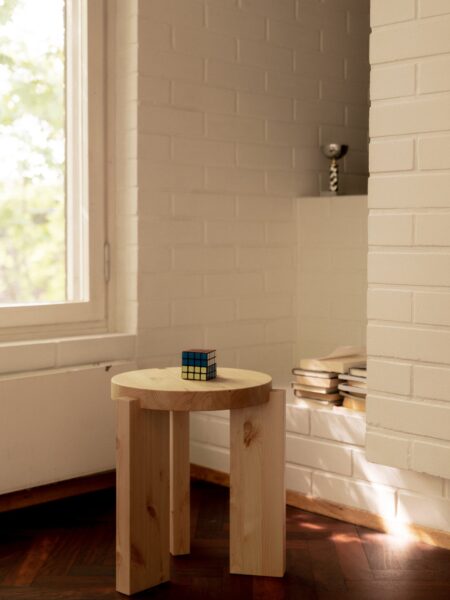 015 Stool by Vaarnii