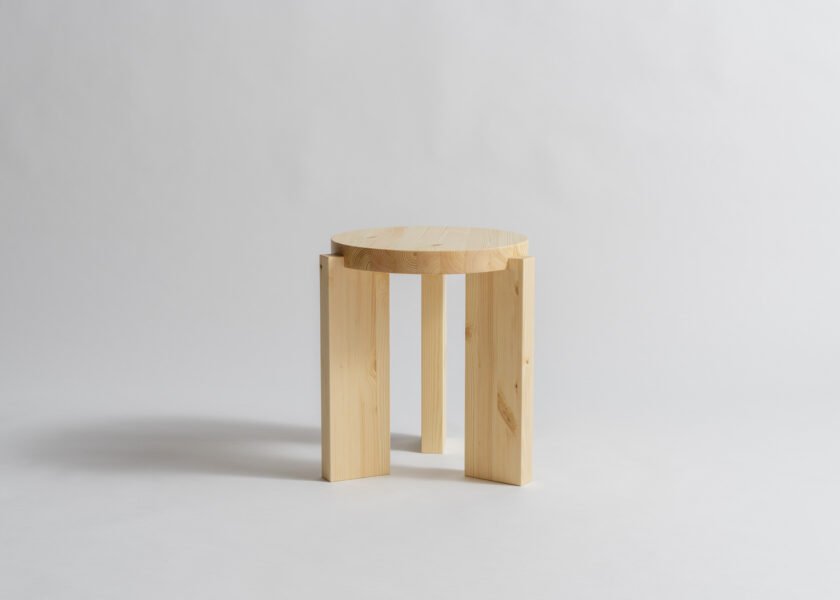 015 Stool by Vaarnii