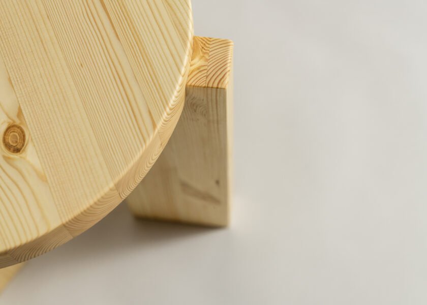 015 Stool by Vaarnii