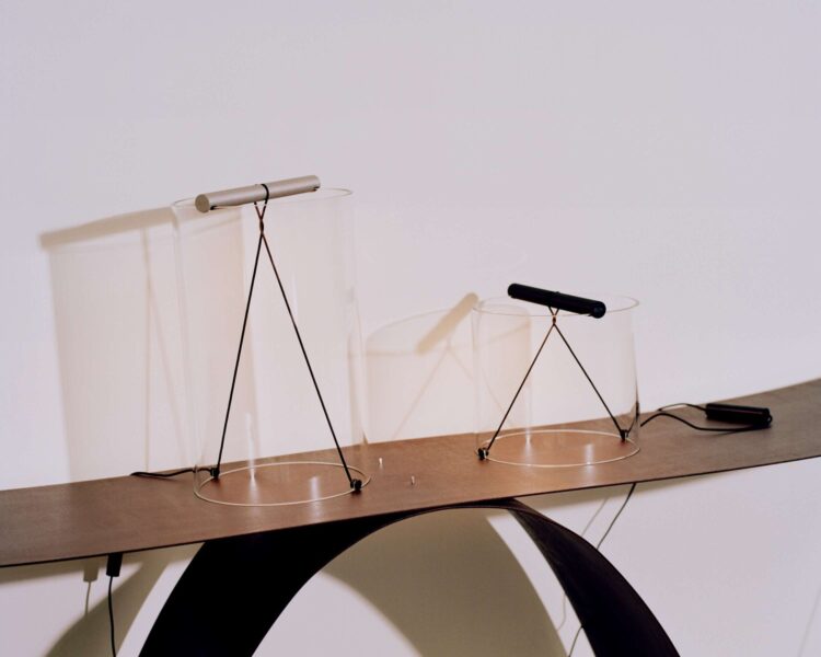 To-Tie from Flos Table Lamps by Guglielmo Poletti