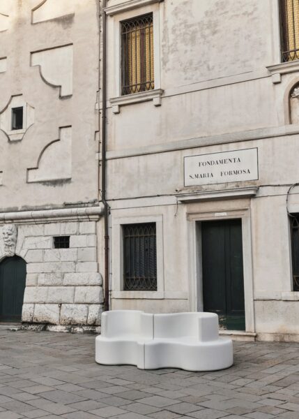 Cloverleaf In & Outdoor Sofa from Verpan Sofas by Verner Panton