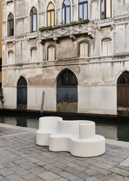 Cloverleaf In & Outdoor Sofa from Verpan Sofas by Verner Panton