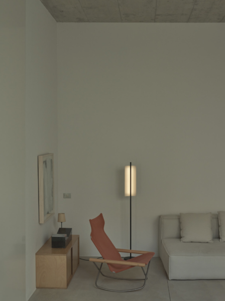 Lamina 45 by Antoni Arola from Santa & Cole Table Lamps by Antoni Arola