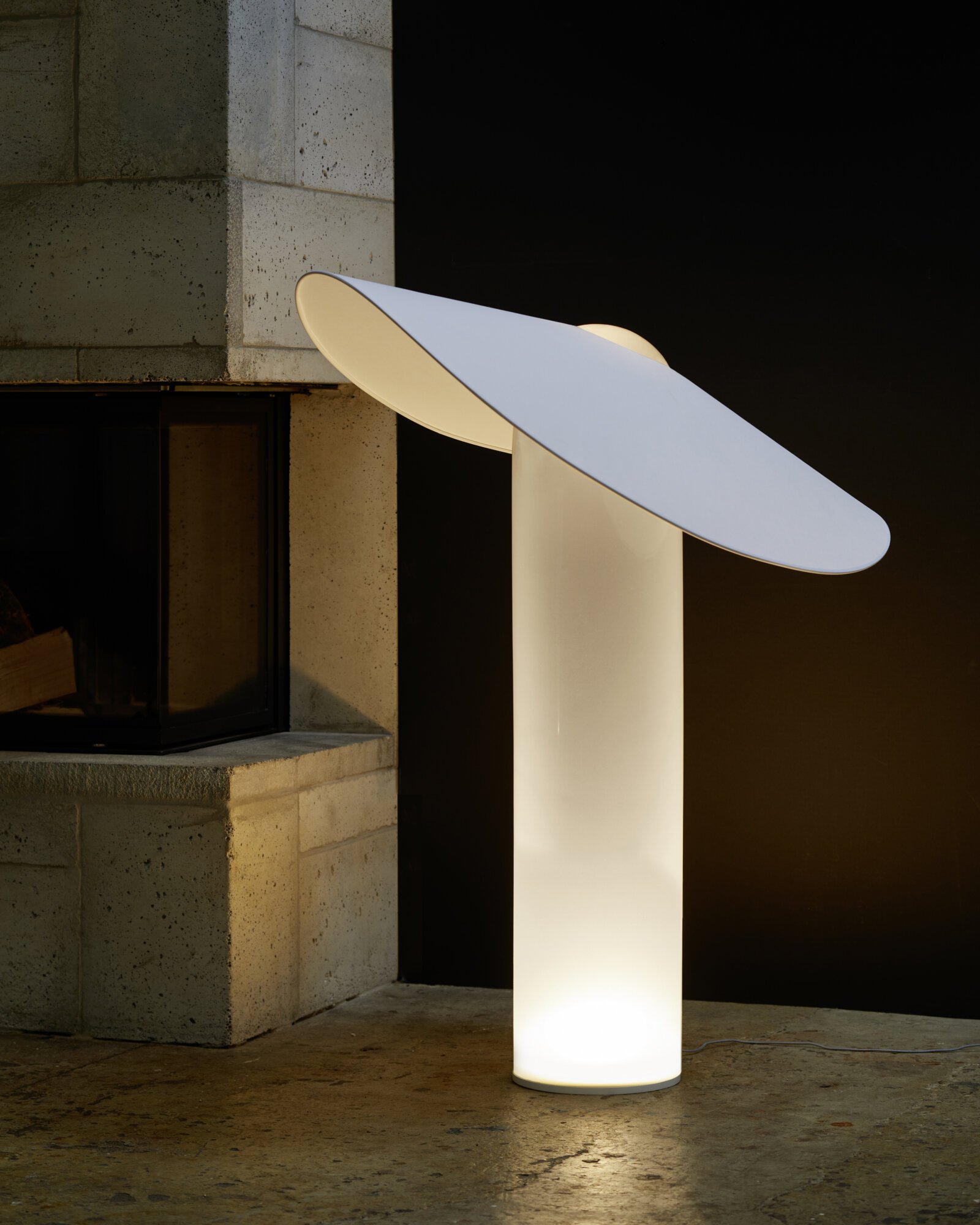 LOJA Floor Lamp