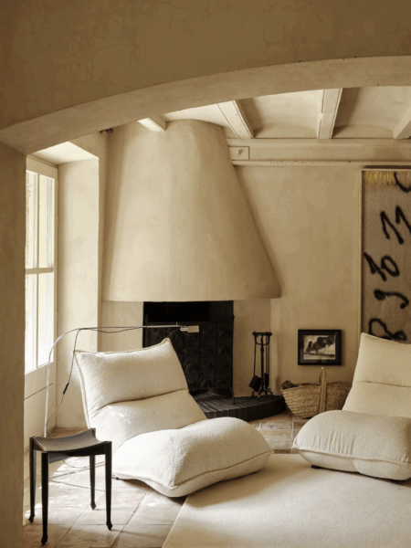 Gaulino Stool from BD Barcelona Benches + Stools by Oscar Tusquets