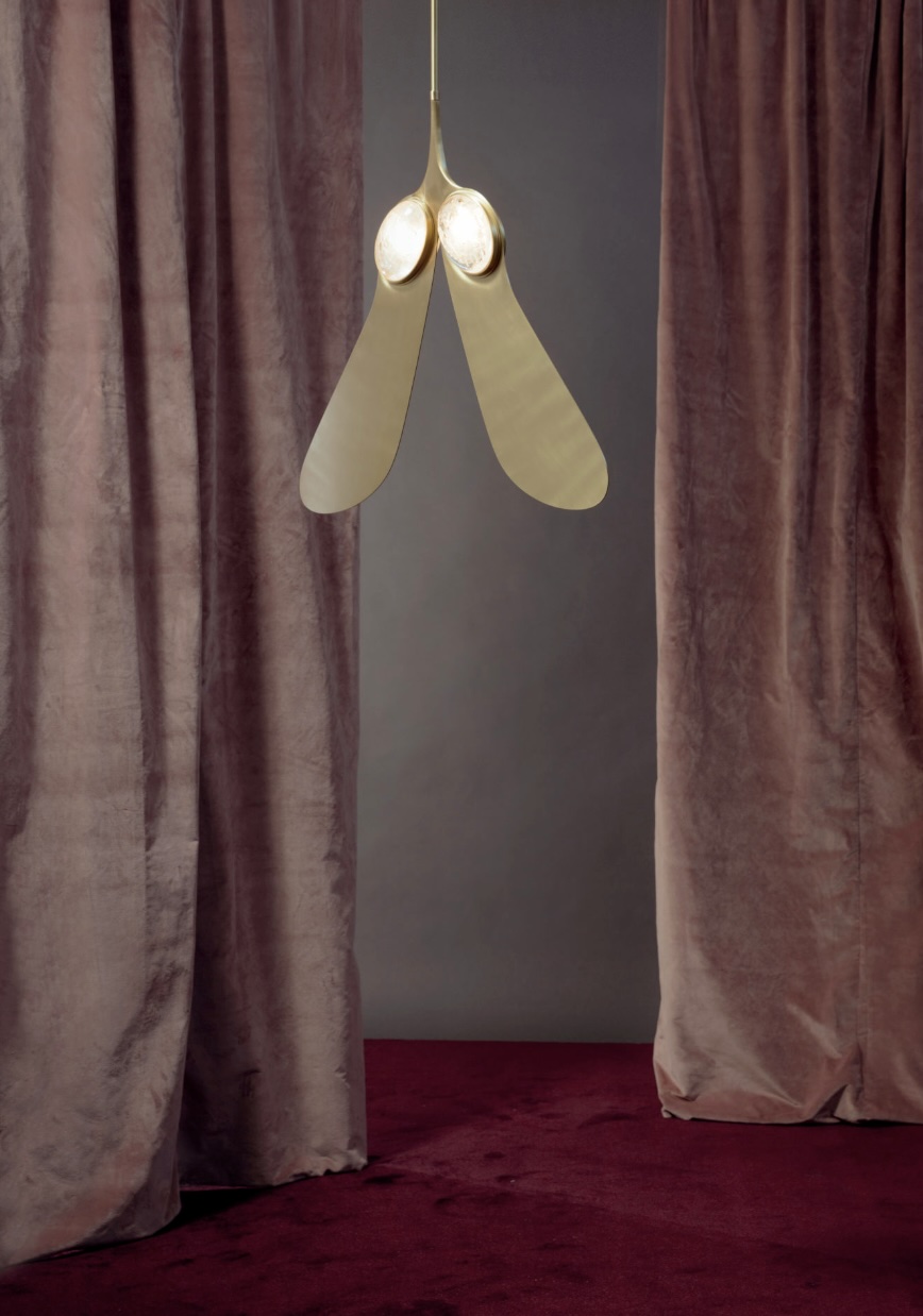 Screenshot - rewire Leila Chandelier Cristina Celestino Esperia