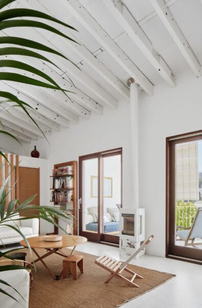 Subeybaja from Santa & Cole Dining Tables by Robert Heritage + Roger Webb