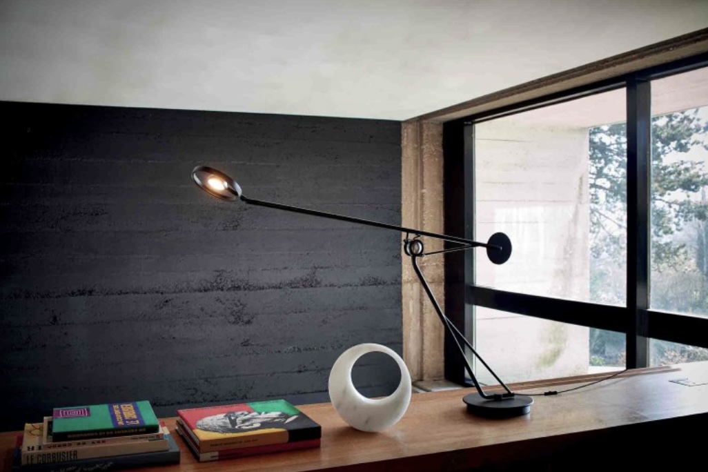 Screenshot - rewire Aaro Table Lamp from DCWéditions Table Lamps by Simon Schmitz
