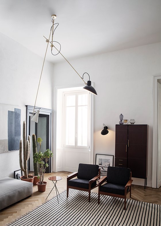 Astep_vvcinquanta_suspension_with_wall_livingroom_brass_white_black_on_300dpi - rewire VV Cinquanta Suspension from Astep Excluded by Vittoriano Viganó