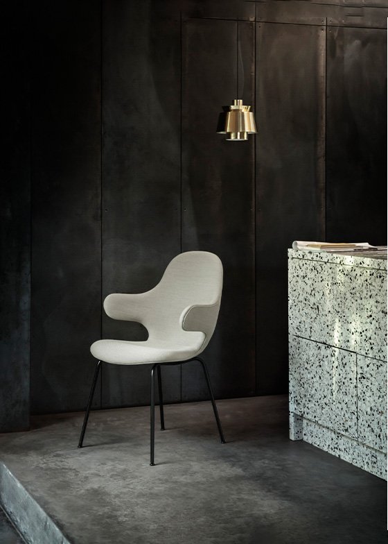 Atd_home_1709_catchchair_utzonlamp-1200x1600-1 - rewire Utzon JU1 from &Tradition Excluded by Jørn Utzon