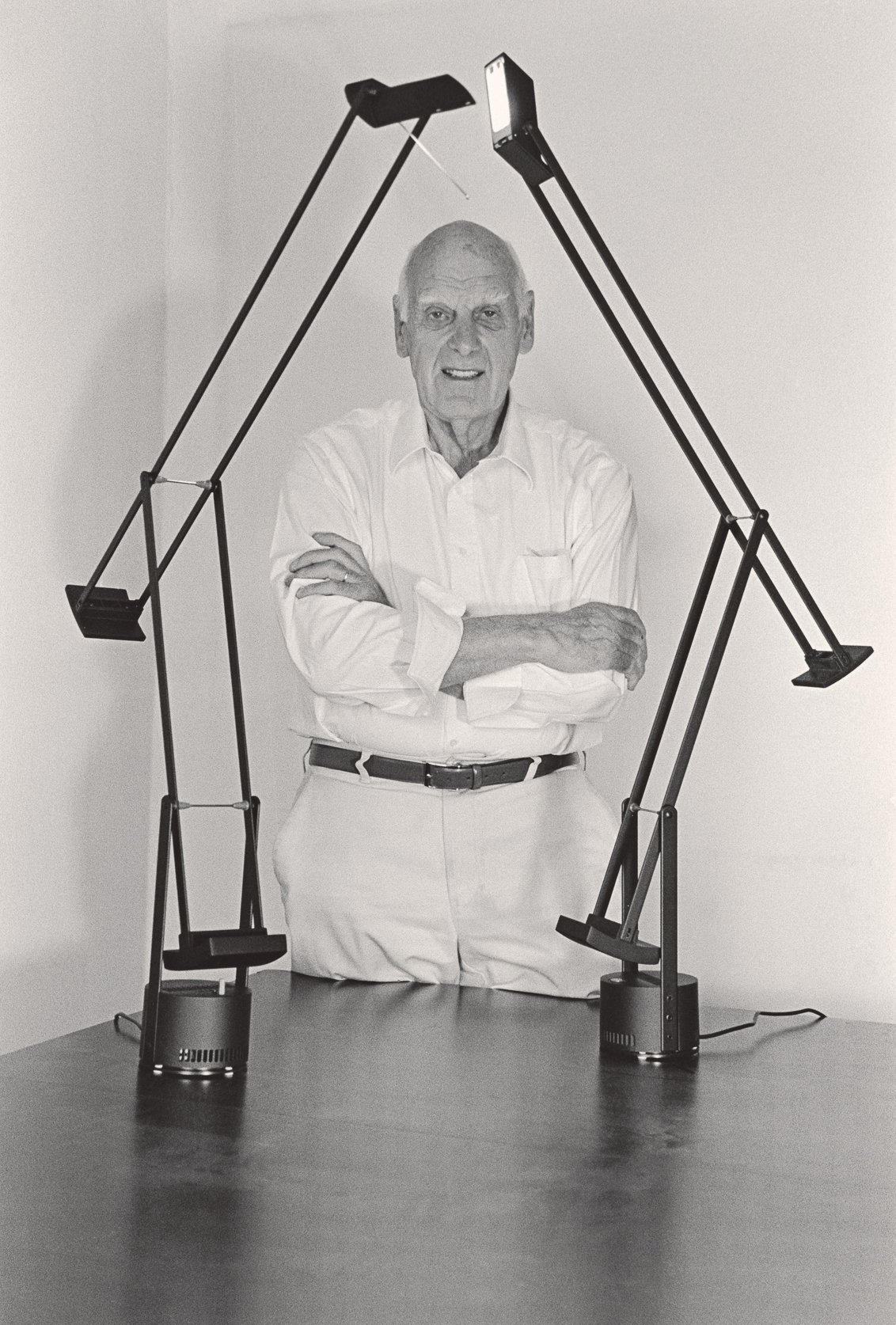 Tizio_table_low_2 - rewire Tizio Classic from Artemide Table Lamps by Richard Sapper