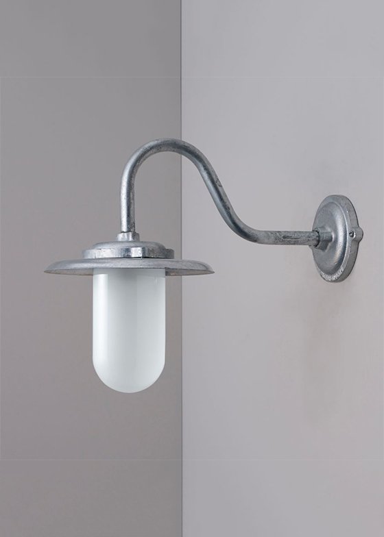 Us-dp7677_ga_100f_s - rewire Exterior Bracket Light 7677 from Original BTC Outdoor Fixtures by Davey Lighting