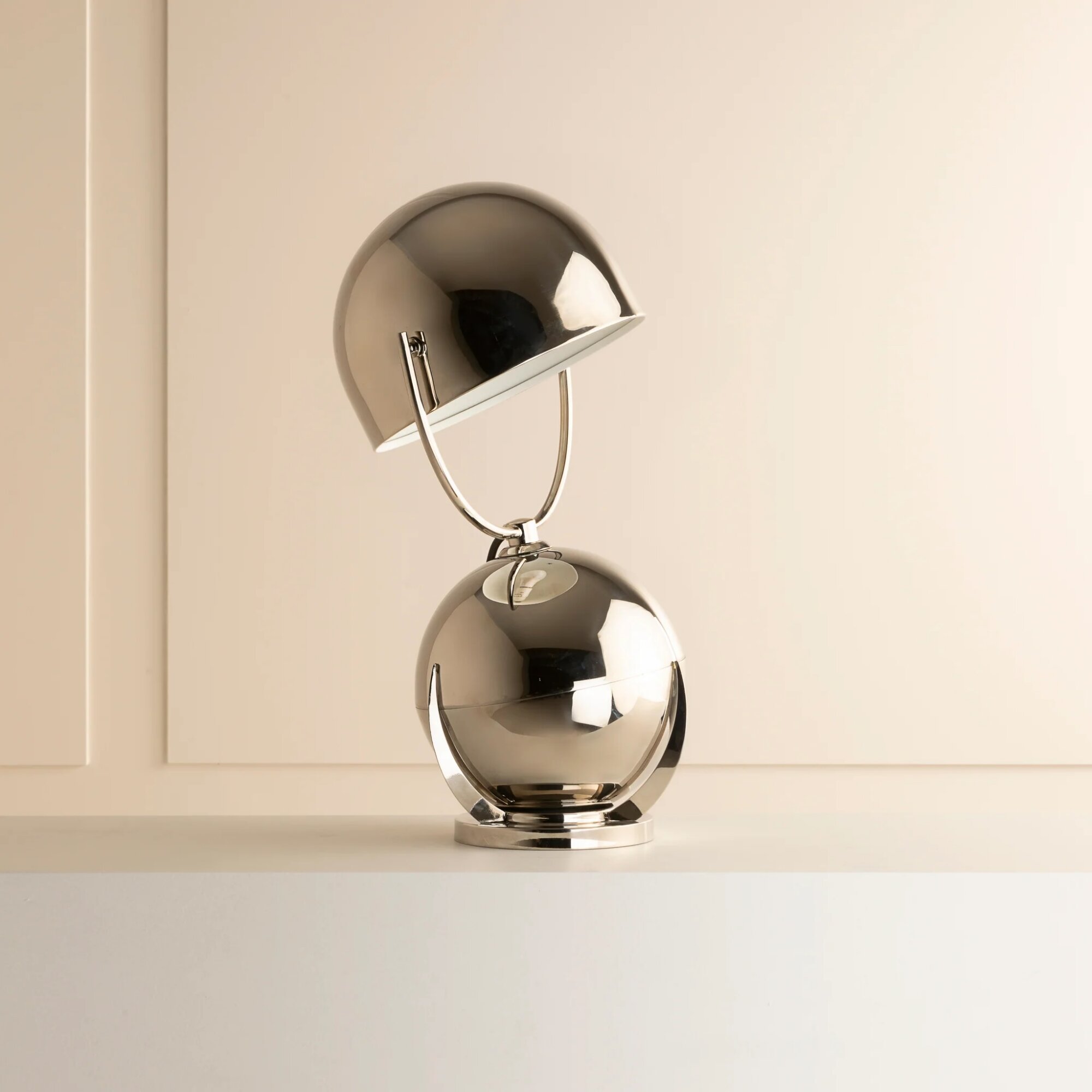 1 | rewire Boule Lamp by Félix Aublet for Ecart