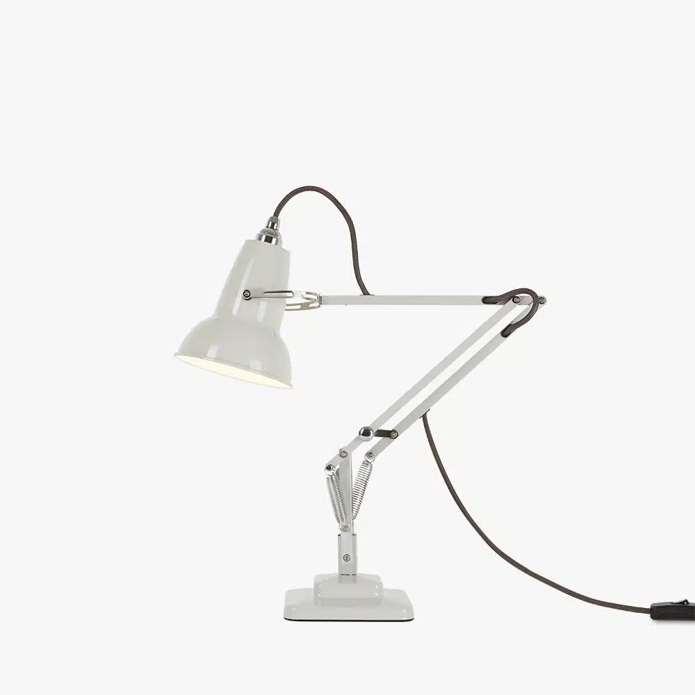 Original-1227-mini-desk-linen-white-1jpg | rewire Adjustable white desk lamp with articulated arms and a metal base on a white background.